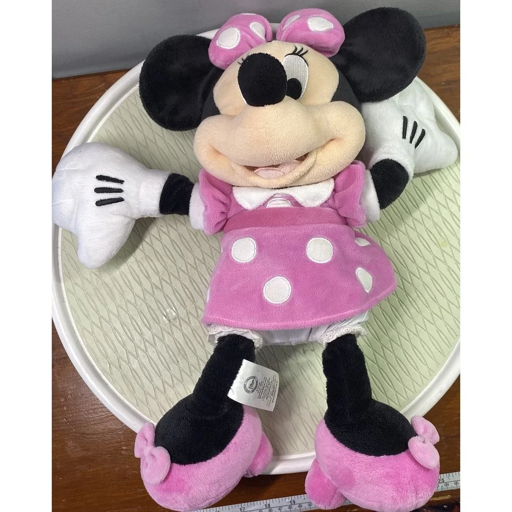 Disney Store Authentic Minnie Mouse Plush 20